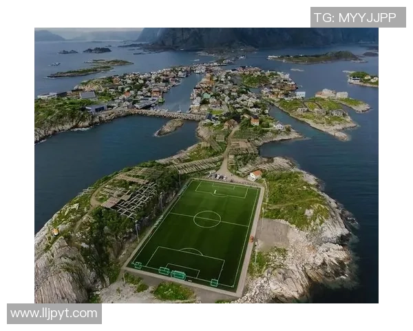 永恒的球场传奇:追忆那些离世的足球巨星与他们的辉煌人生