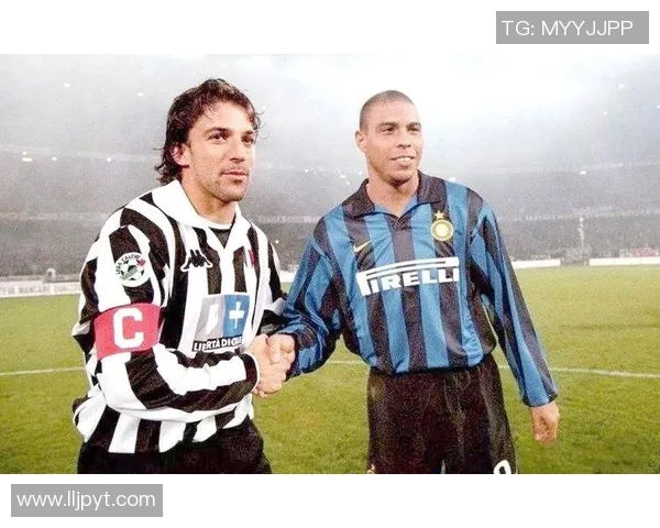 纪念足球传奇球星忌日，缅怀他们在绿茵场上的卓越贡献与永恒传奇